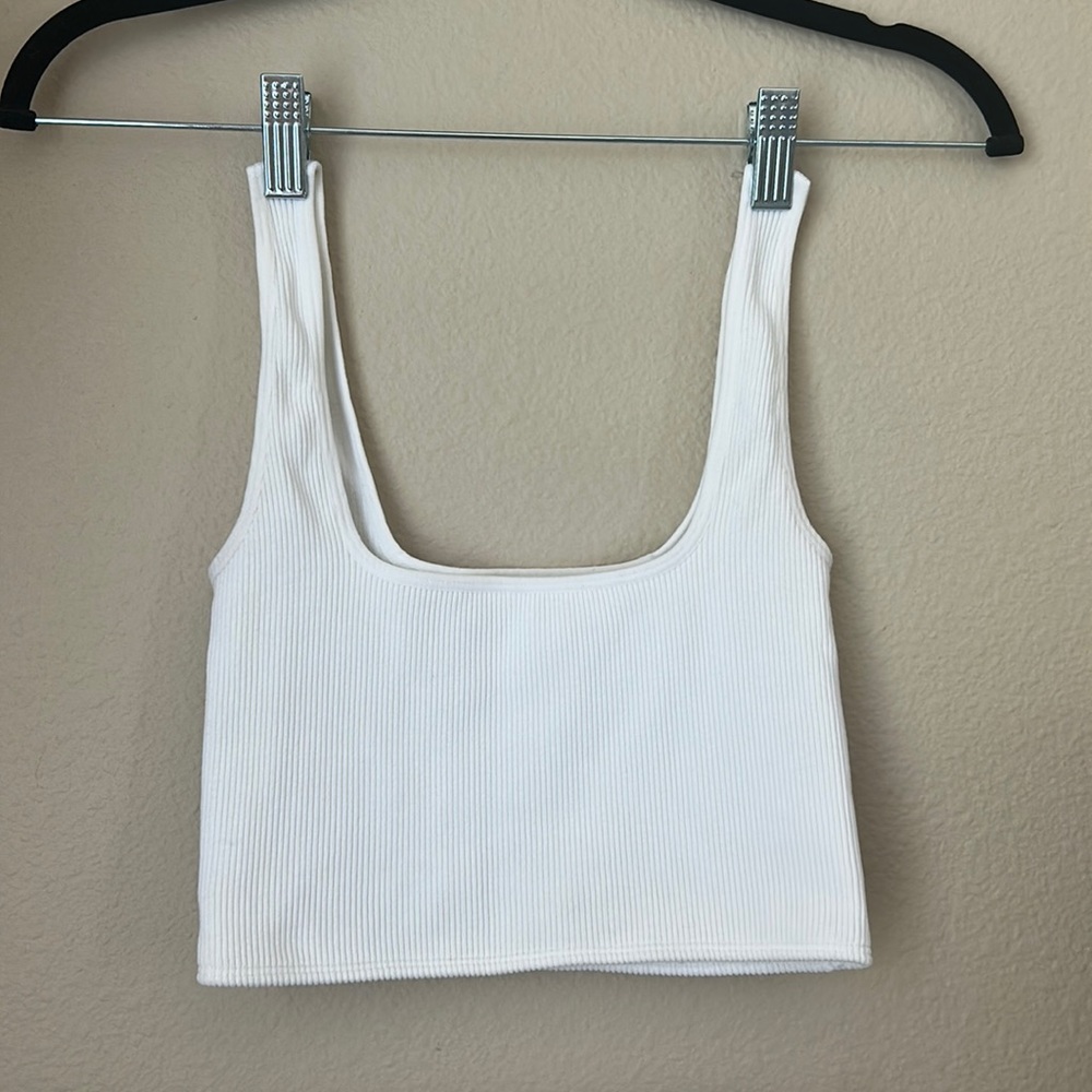 Ribbed Crop